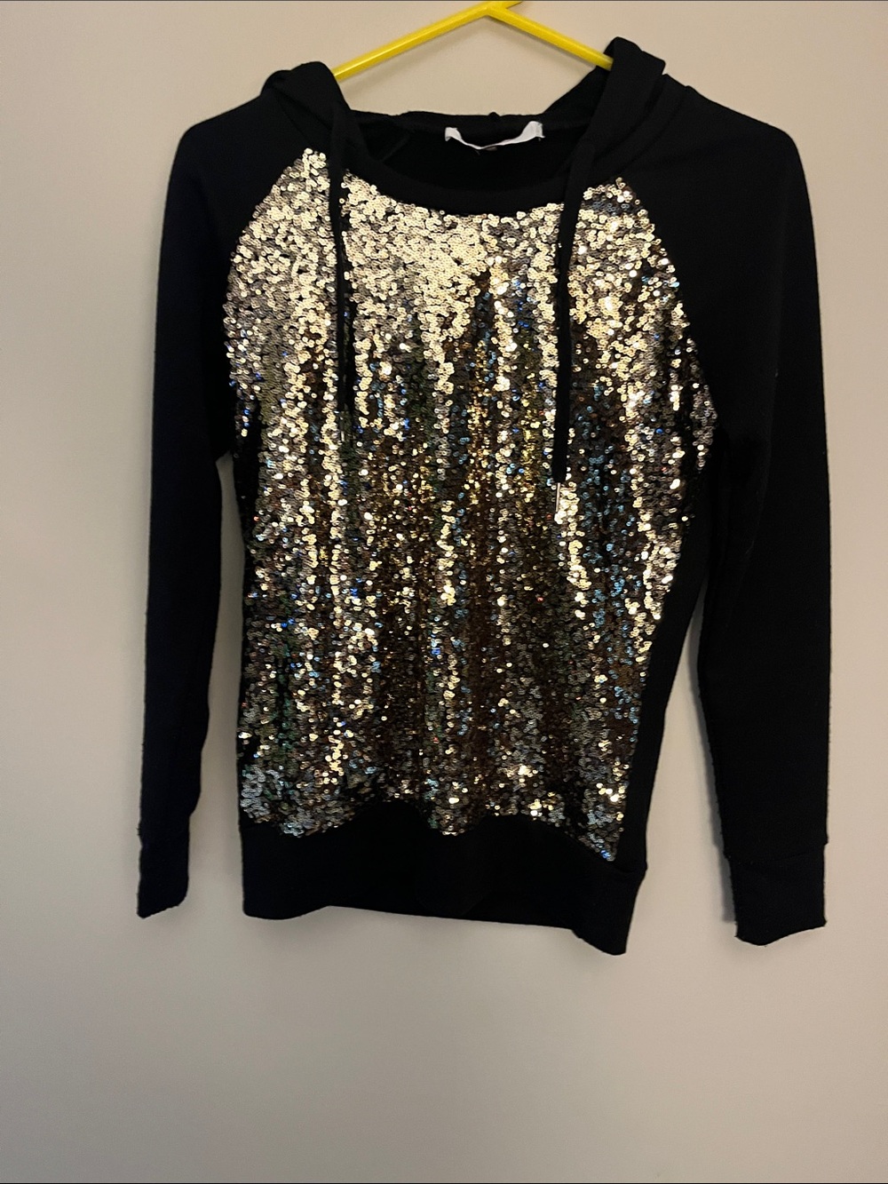 Women’s dressy top